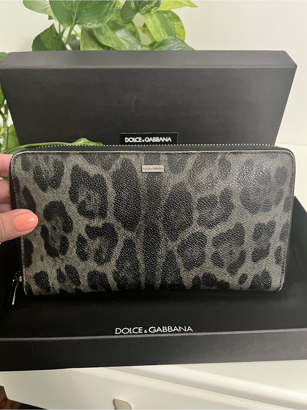 Authentic Dolce & Gabbana Leopard Print Leather Continental Zip Wallet